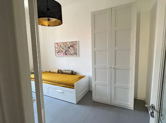 Cinque Terre Luxury Apartment La Spezia